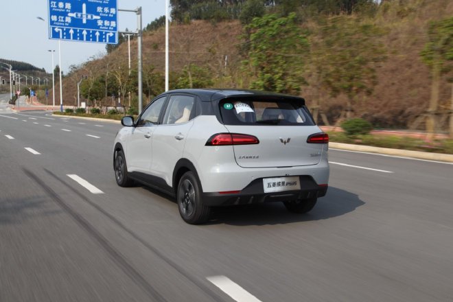 The space is large enough, and the endurance is stable. Comprehensive test drive Wuling Binguo PLUS.