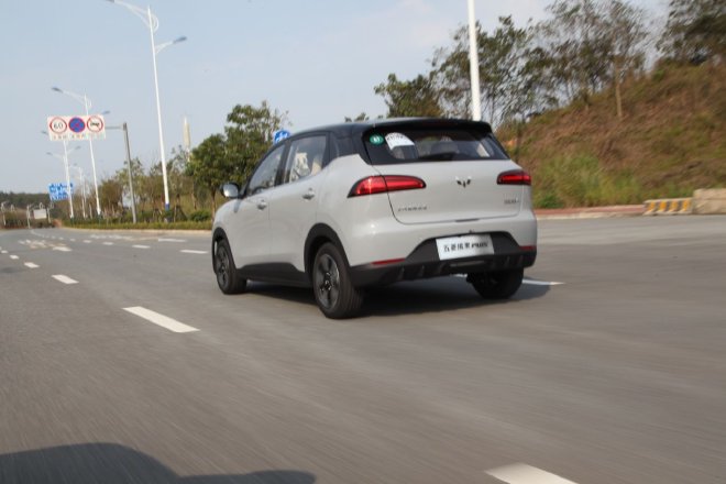 The space is large enough, and the endurance is stable. Comprehensive test drive Wuling Binguo PLUS.