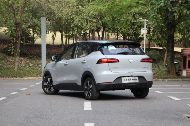 The space is large enough, and the endurance is stable. Comprehensive test drive Wuling Binguo PLUS.